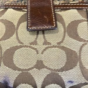 Walet coach wallet